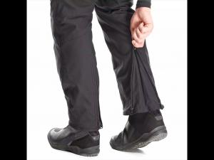 На фото Мотобрюки ткань DAINESE SHERMAN 3 ABSOLUTESHELL 001 BLACK