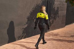 На фото Мотоджинсы женские SHIMA CRUZ 2.0 BLACK